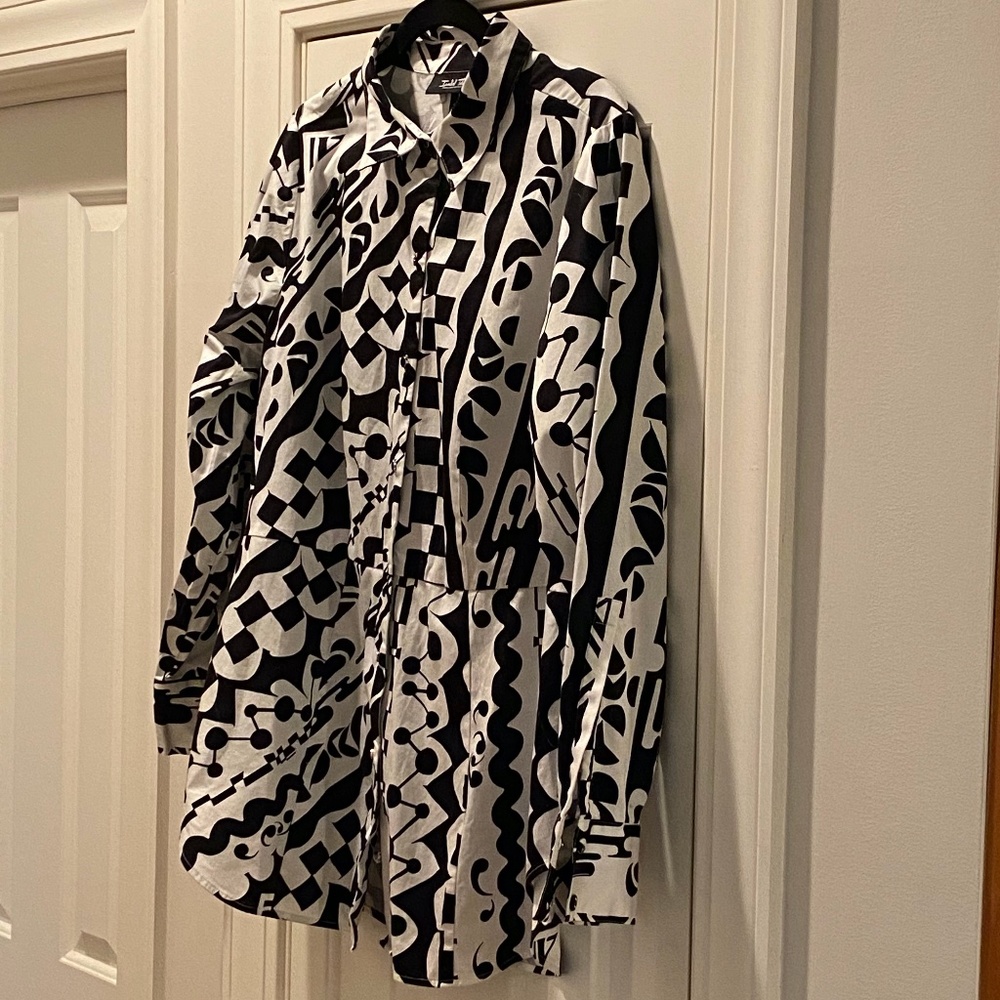 Isabel Toledo Black/White shirt Size 18